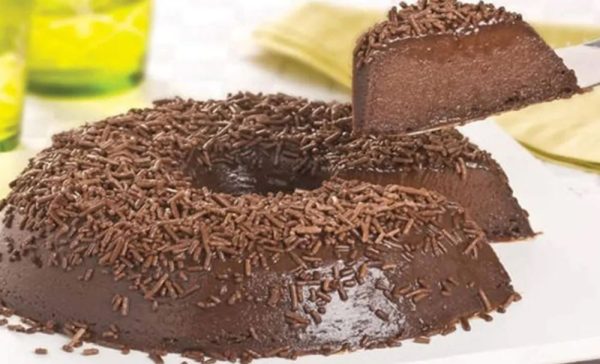 Brigadeiro de Chocolate e Leite de Coco. Delicioso!