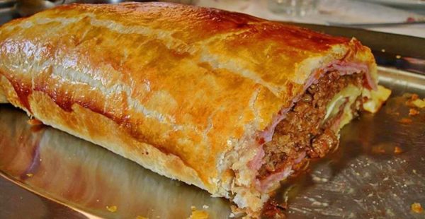 Rolo de Carne com Massa Folhada! Todos vão ficar surpreendidos e deliciados!