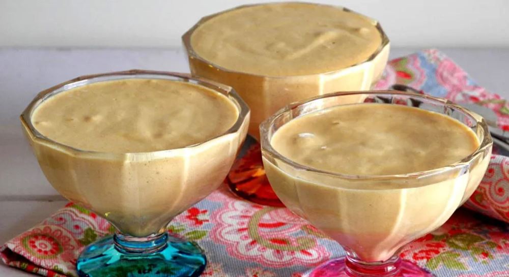 Mousse de Iogurte com Leite Condensado