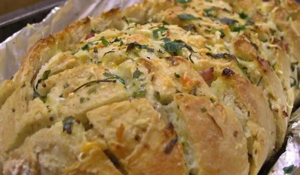 Como preparar um delicioso Pão Recheado no Forno